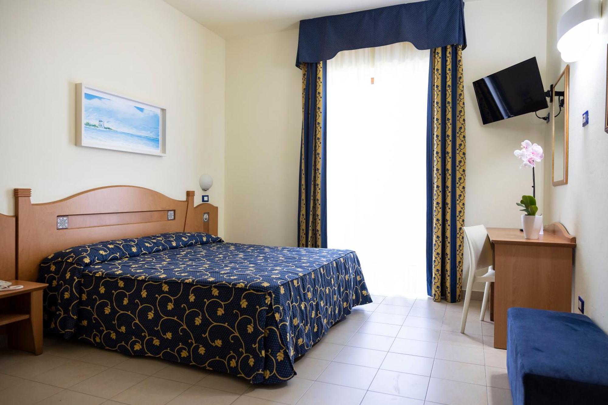 סנט'איזידורו Blu Salento Village מראה חיצוני תמונה