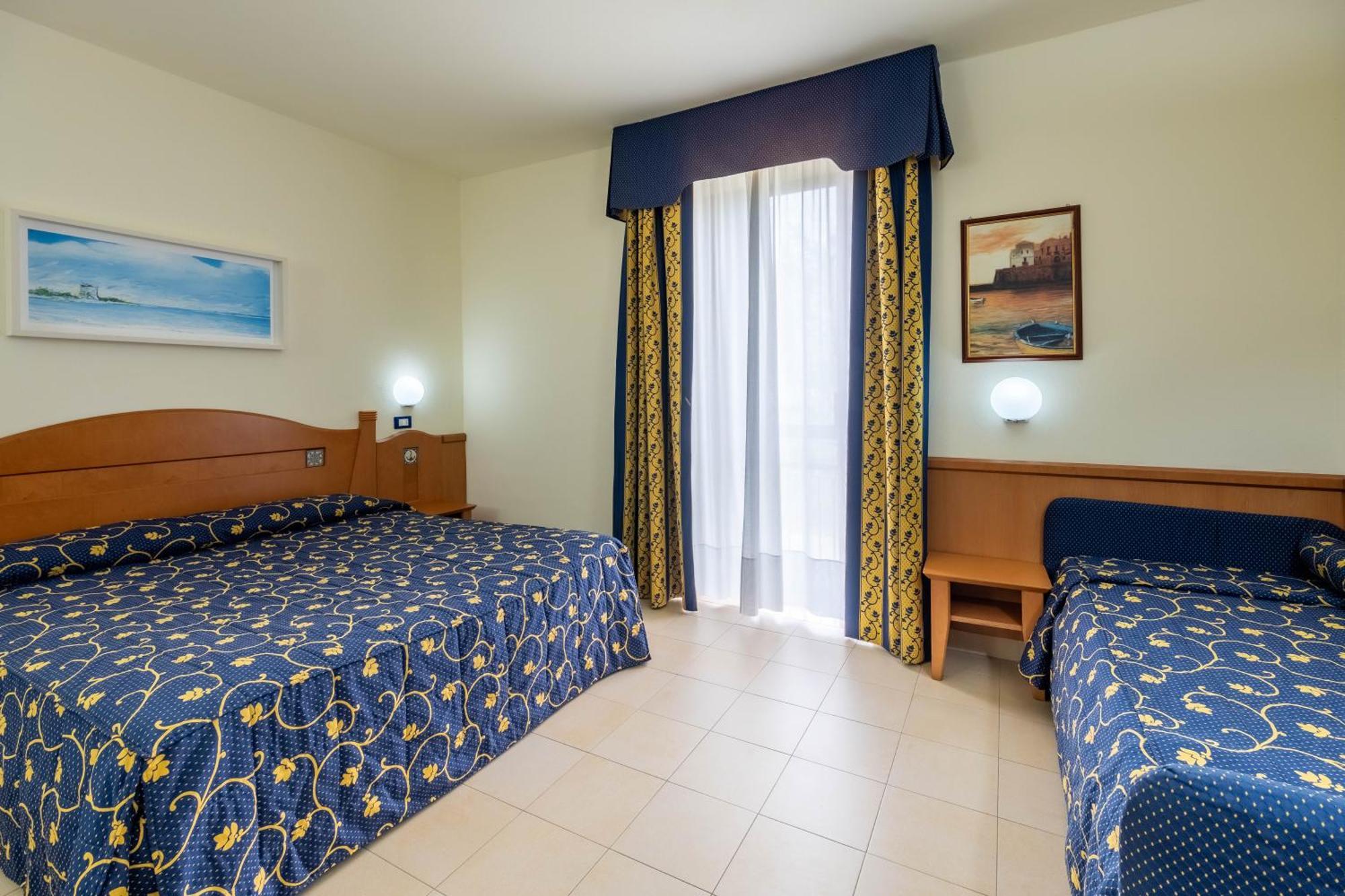 סנט'איזידורו Blu Salento Village חדר תמונה