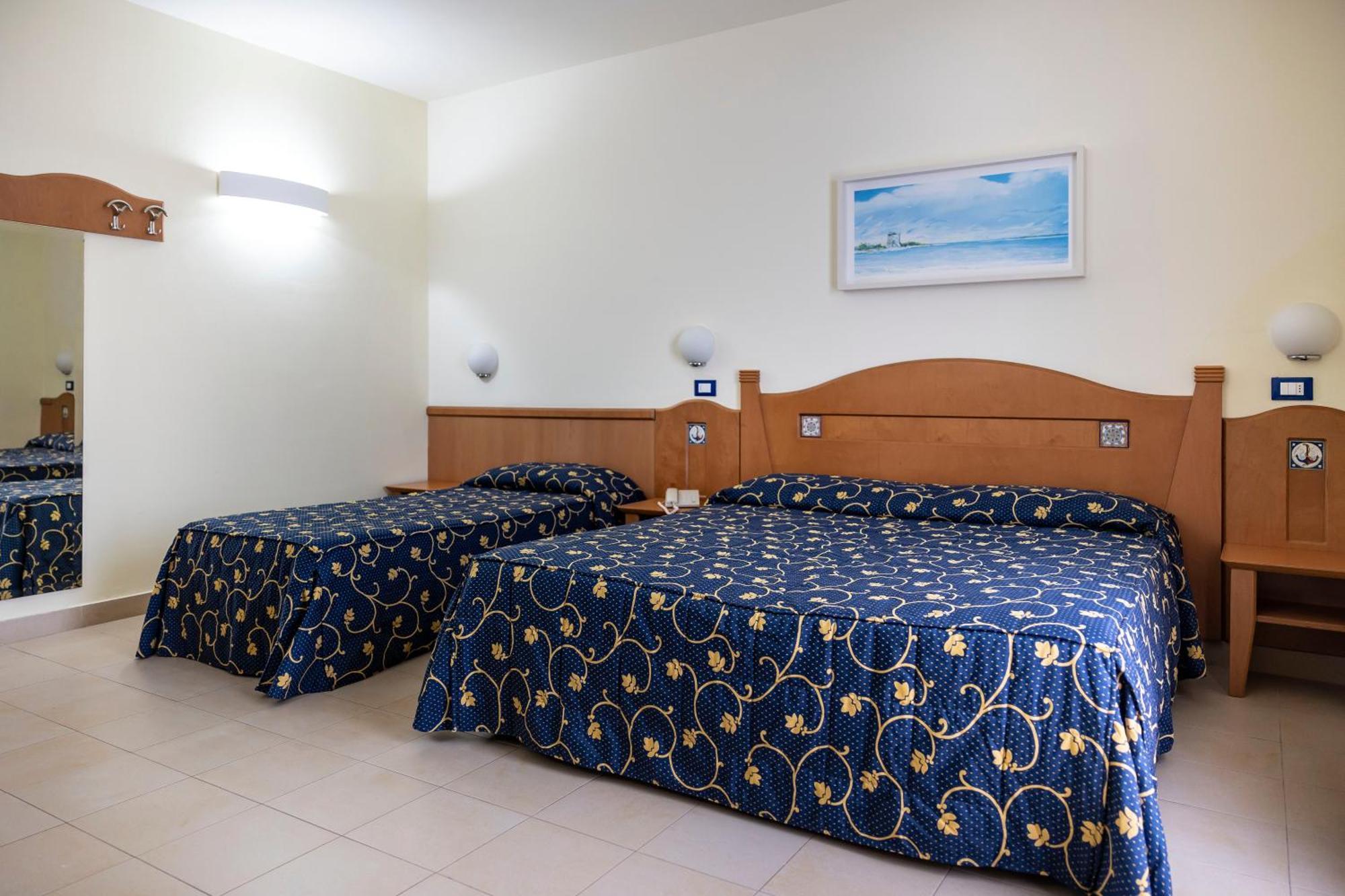 סנט'איזידורו Blu Salento Village חדר תמונה
