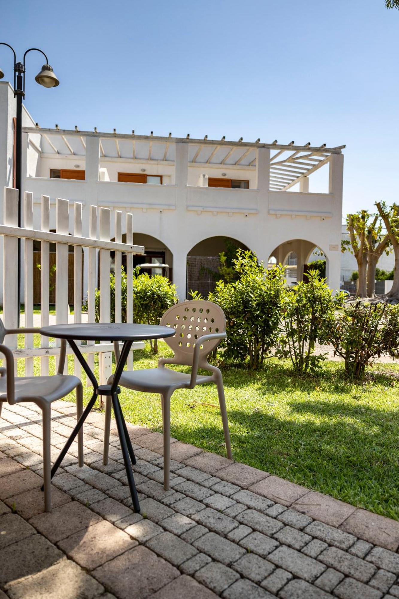 סנט'איזידורו Blu Salento Village חדר תמונה