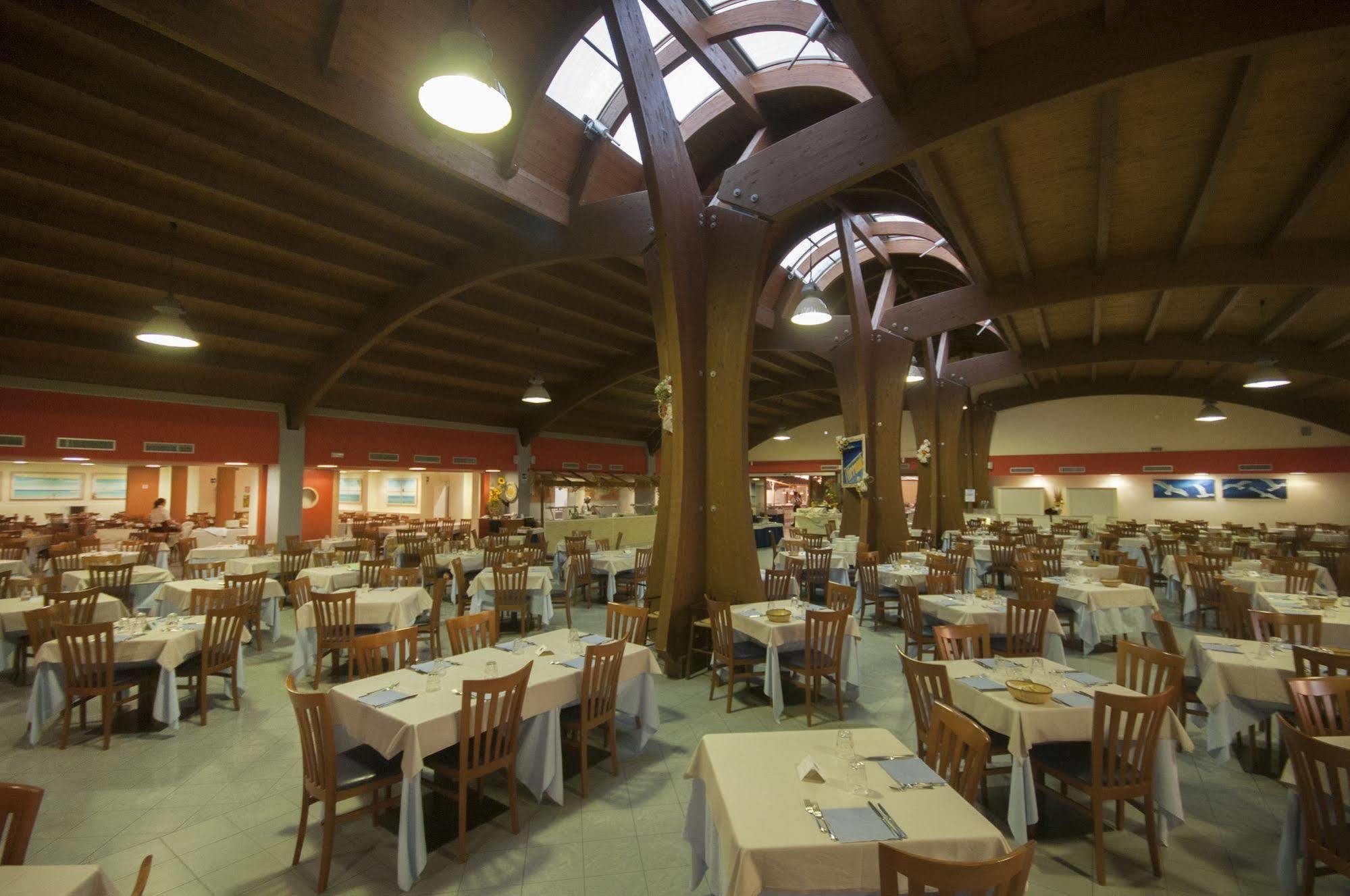סנט'איזידורו Blu Salento Village מראה חיצוני תמונה