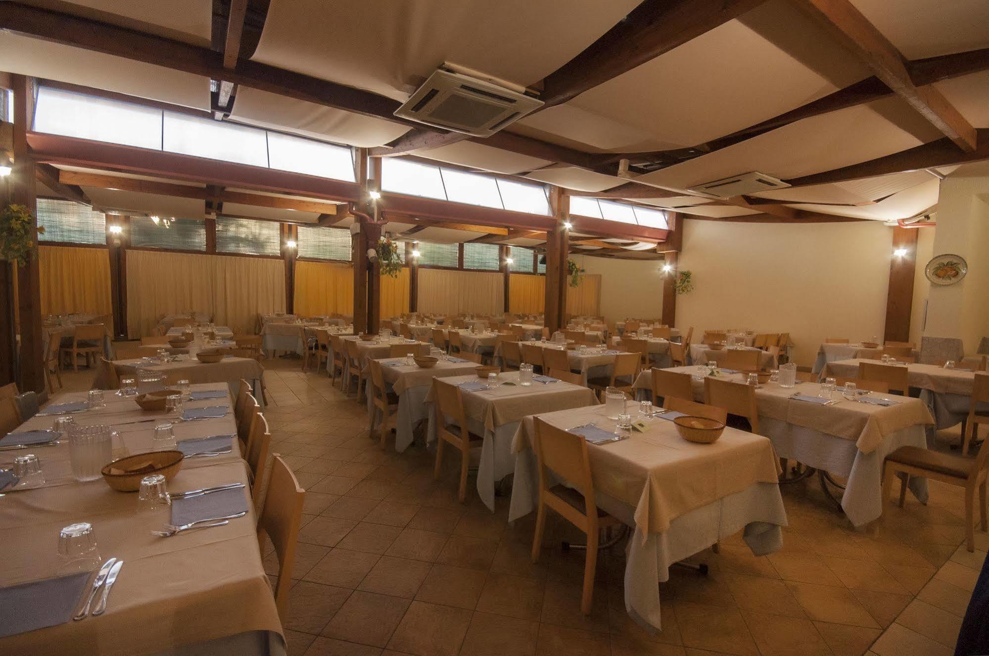 סנט'איזידורו Blu Salento Village מראה חיצוני תמונה