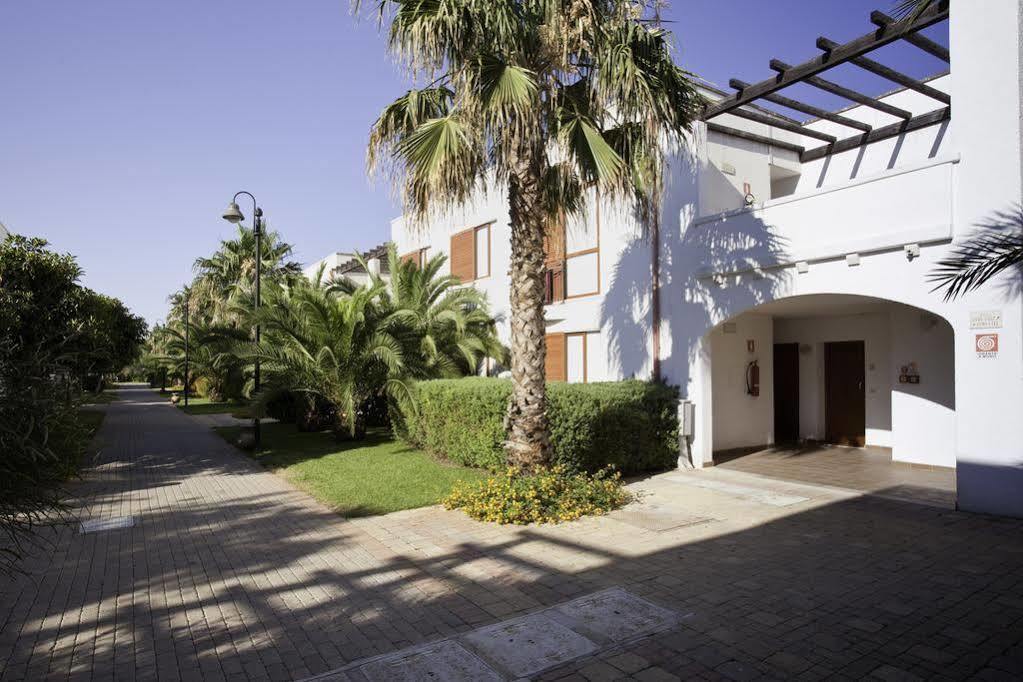 סנט'איזידורו Blu Salento Village מראה חיצוני תמונה